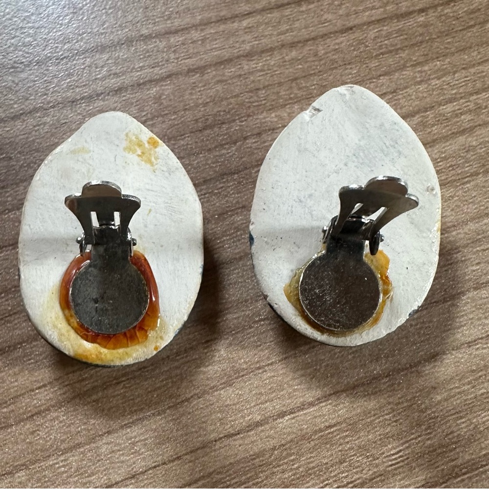 Vintage Ceramic Face Clip-On Earrings | Hand-Painted Whimsical Folk Art Jewelry - Picture 8 of 11